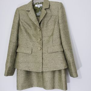 Suit Studio size 8 suit.